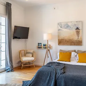 Canela Homes Fira , Barcelona España